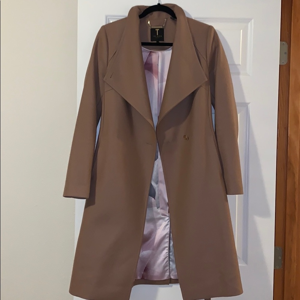 Women's Tailored Long Coat - Camel